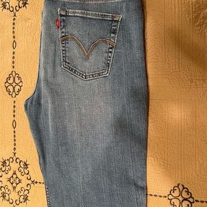 Levi 526 ; Boot cut, good condition